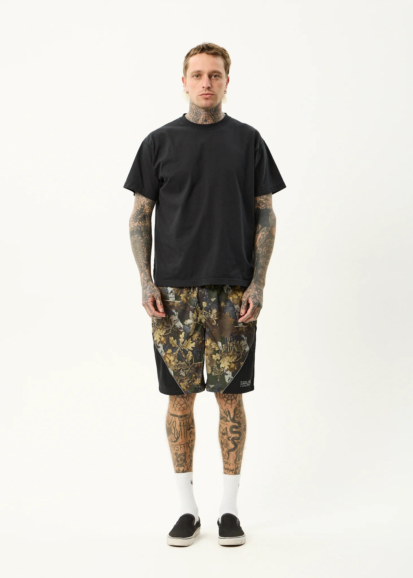 AFENDS FIND ME - PANELLED SHORT 20"
