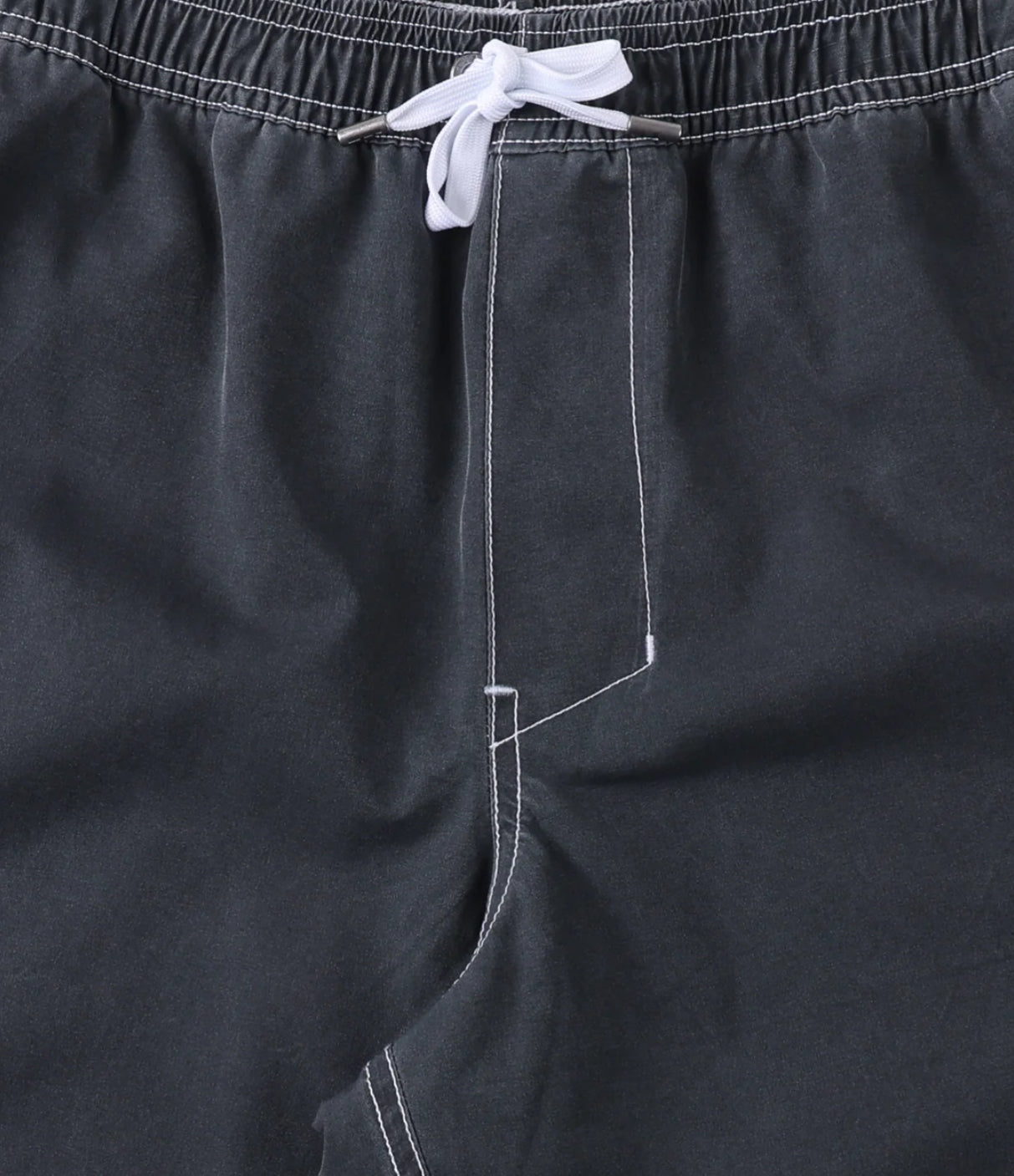 FORMER SWANS FLATLINE CARGO TRUNK // BLACK