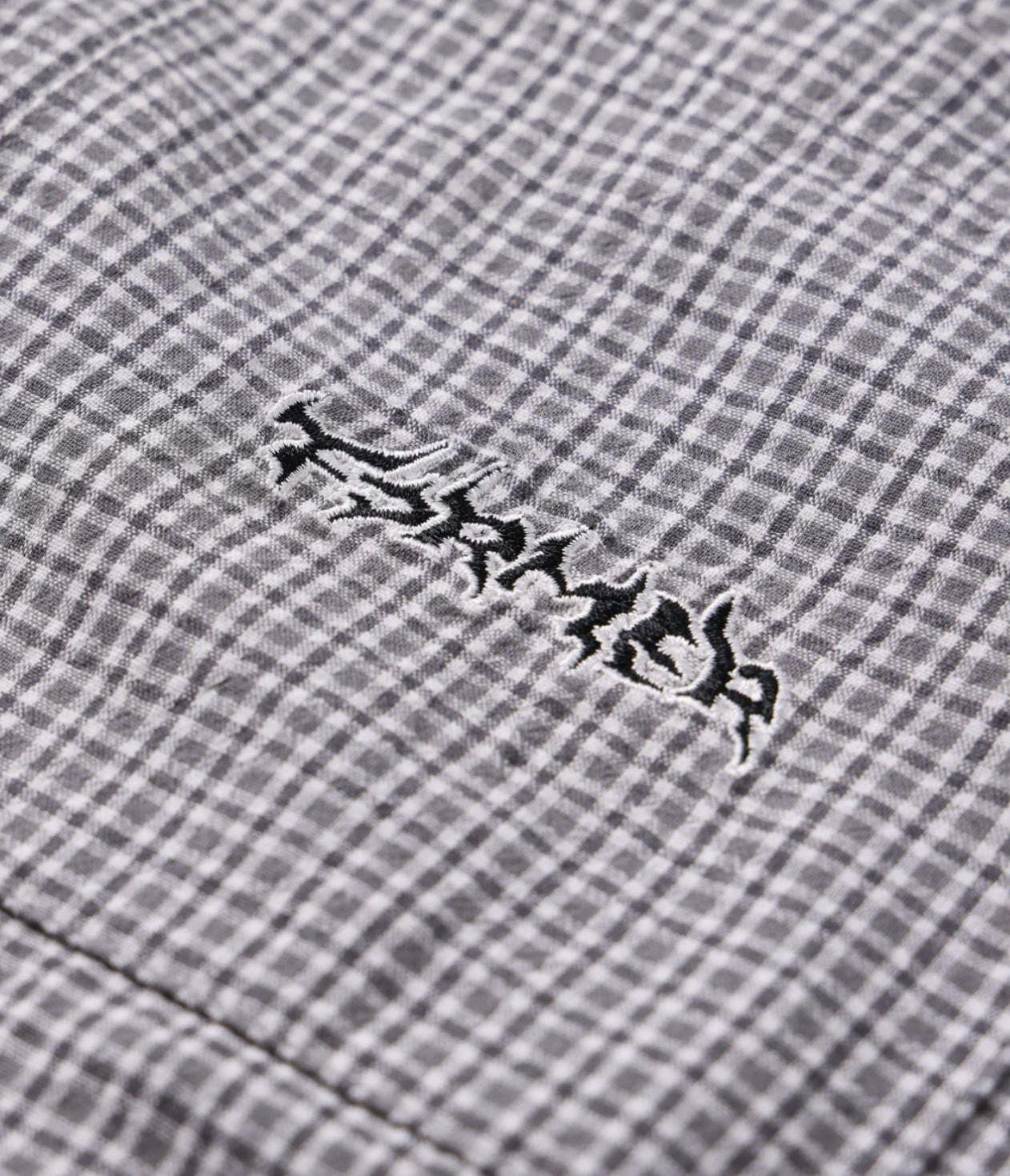 FORMER VIVIAN CHECK SS SHIRT // BLACK