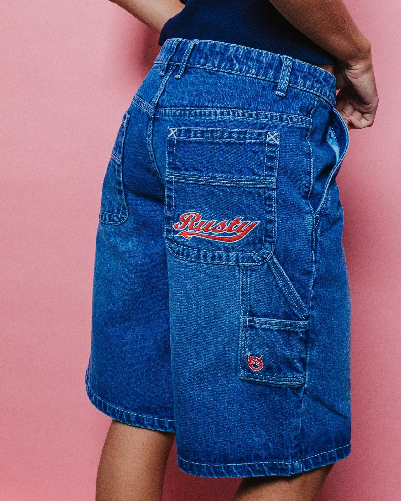 Rusty Billie Low Rise Carpenter Jort