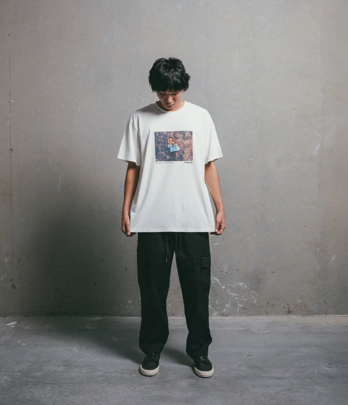 FORMER CACHE T-SHIRT // OYSTER
