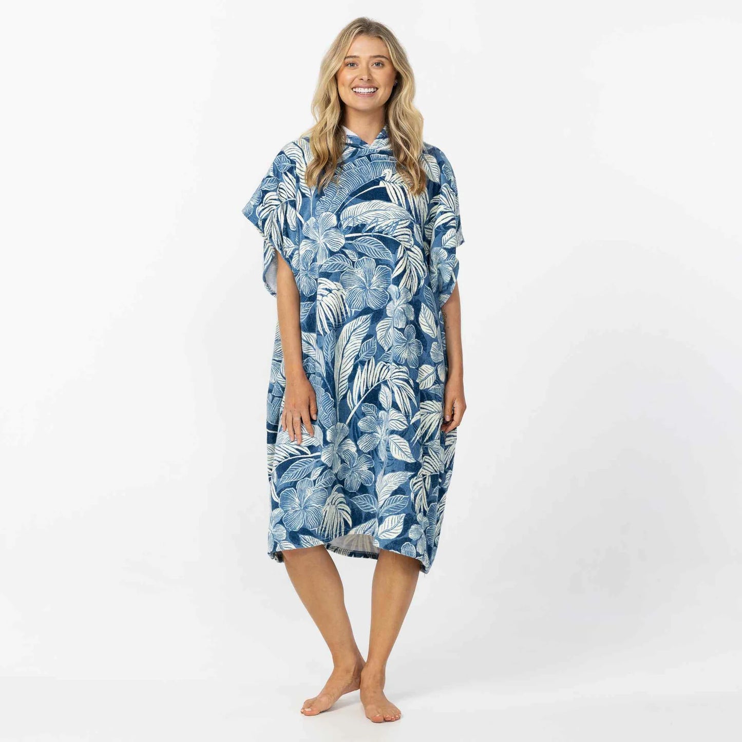 O’NEILL WOMEN'S MONSOON CHANGE TOWEL - BLUE FLORAL