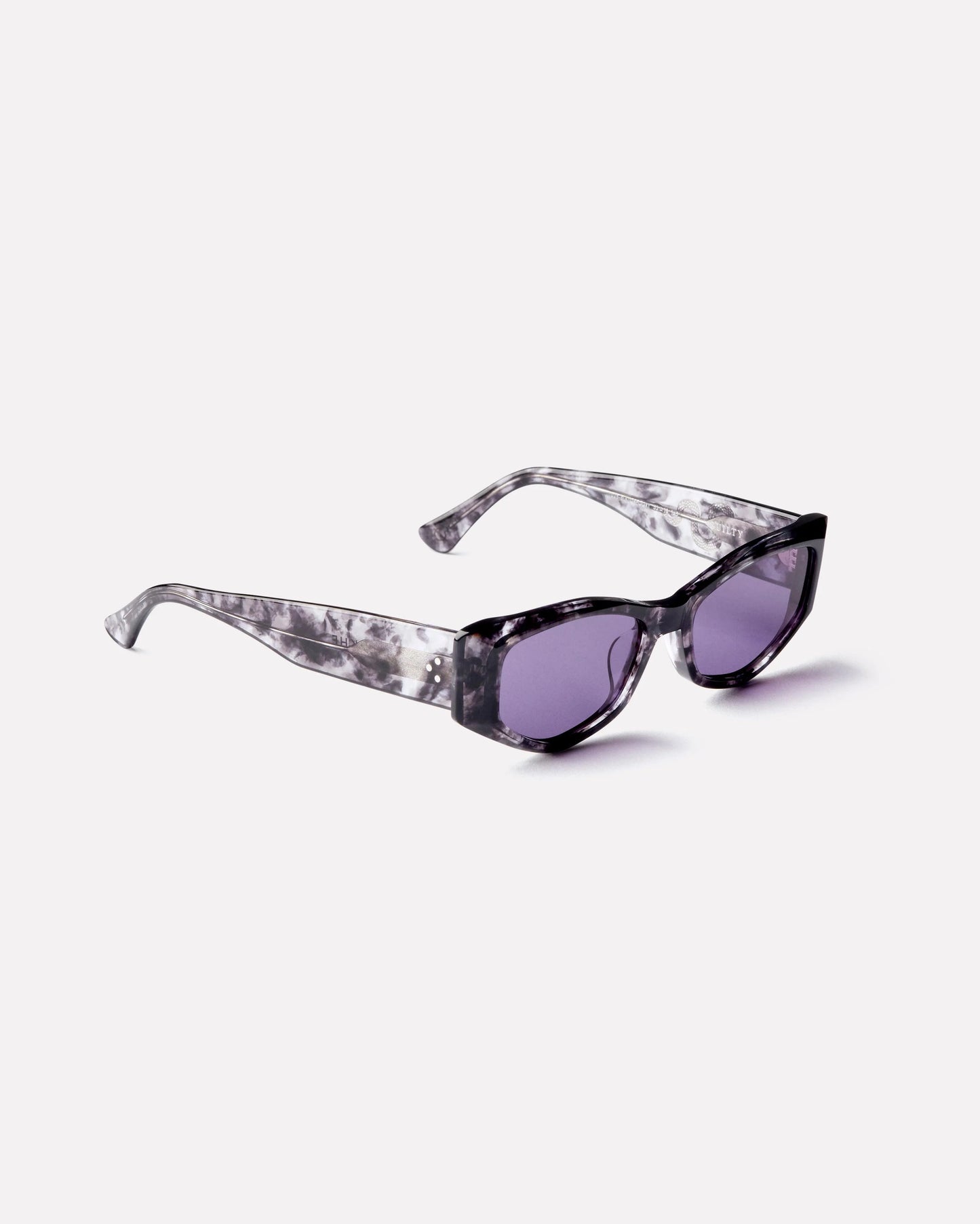 Guilty Black Tortoise Polished / Grey