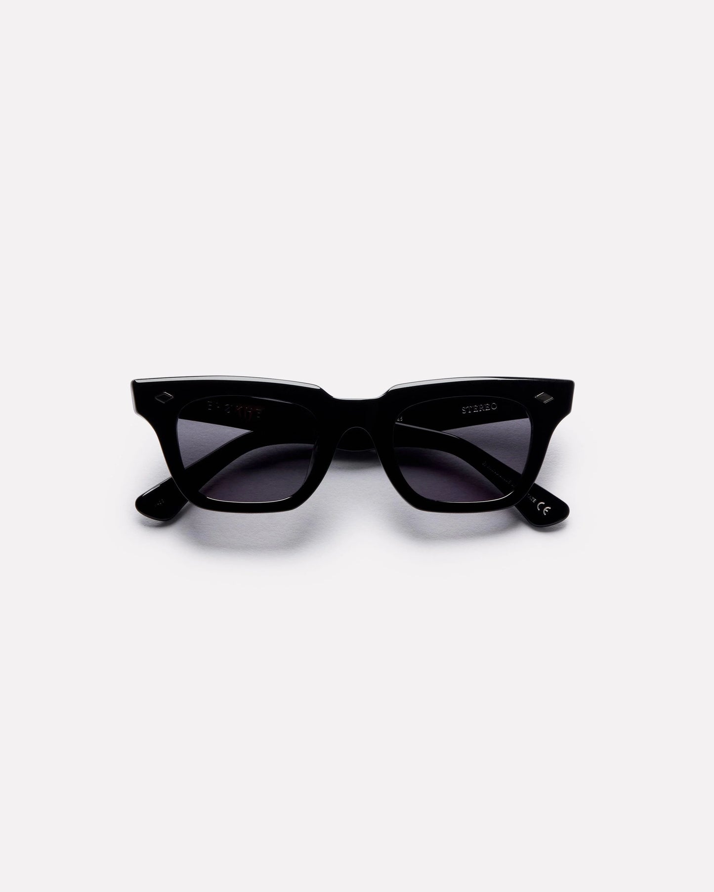 Stereo Black Polished / Black