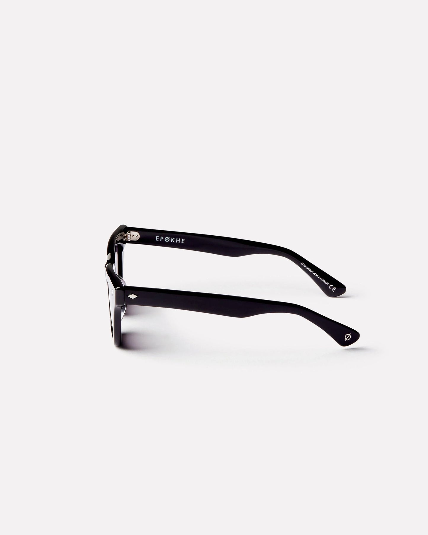 Stereo Black Polished / Black