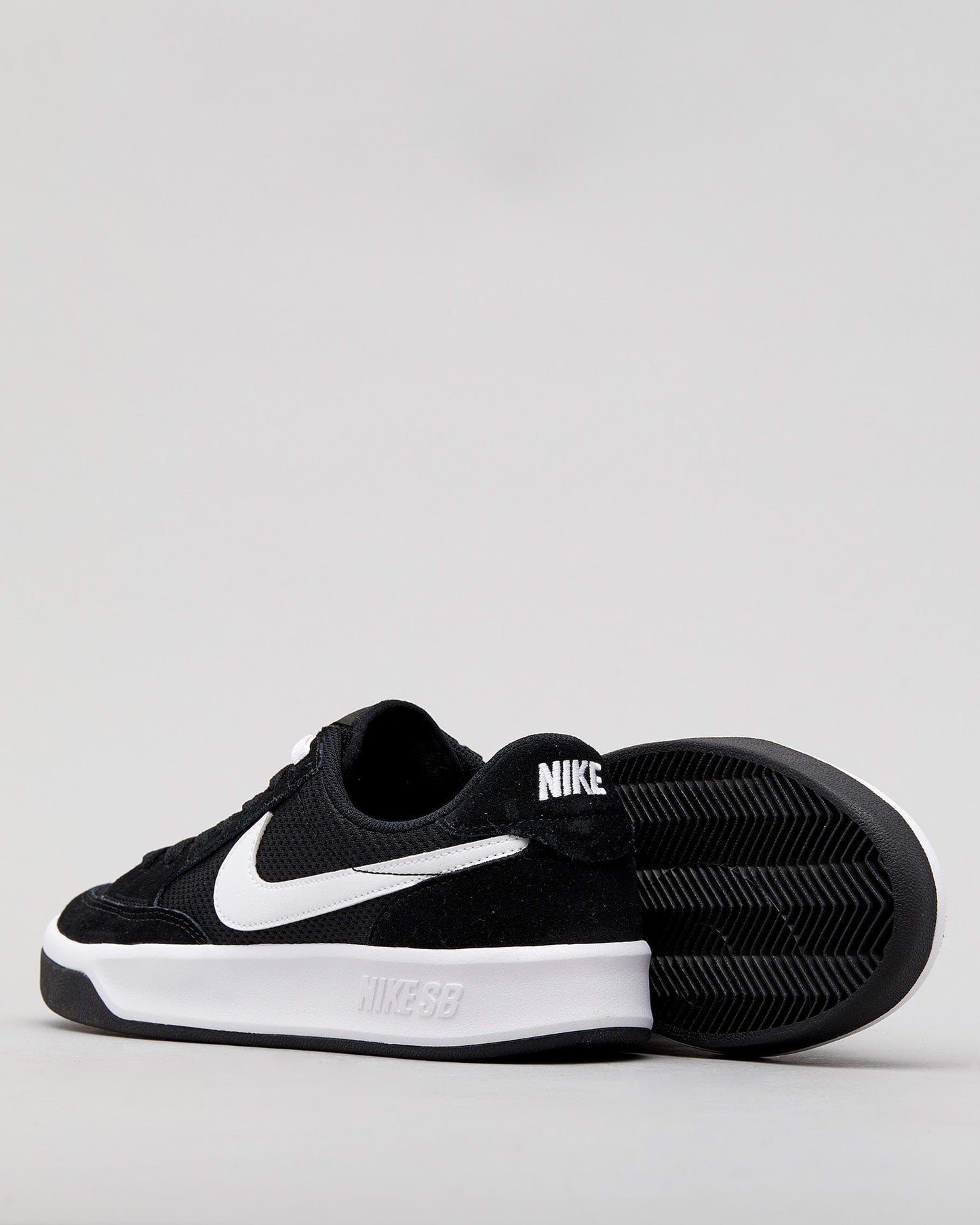 Nike SB Adversary - essential surf and skate