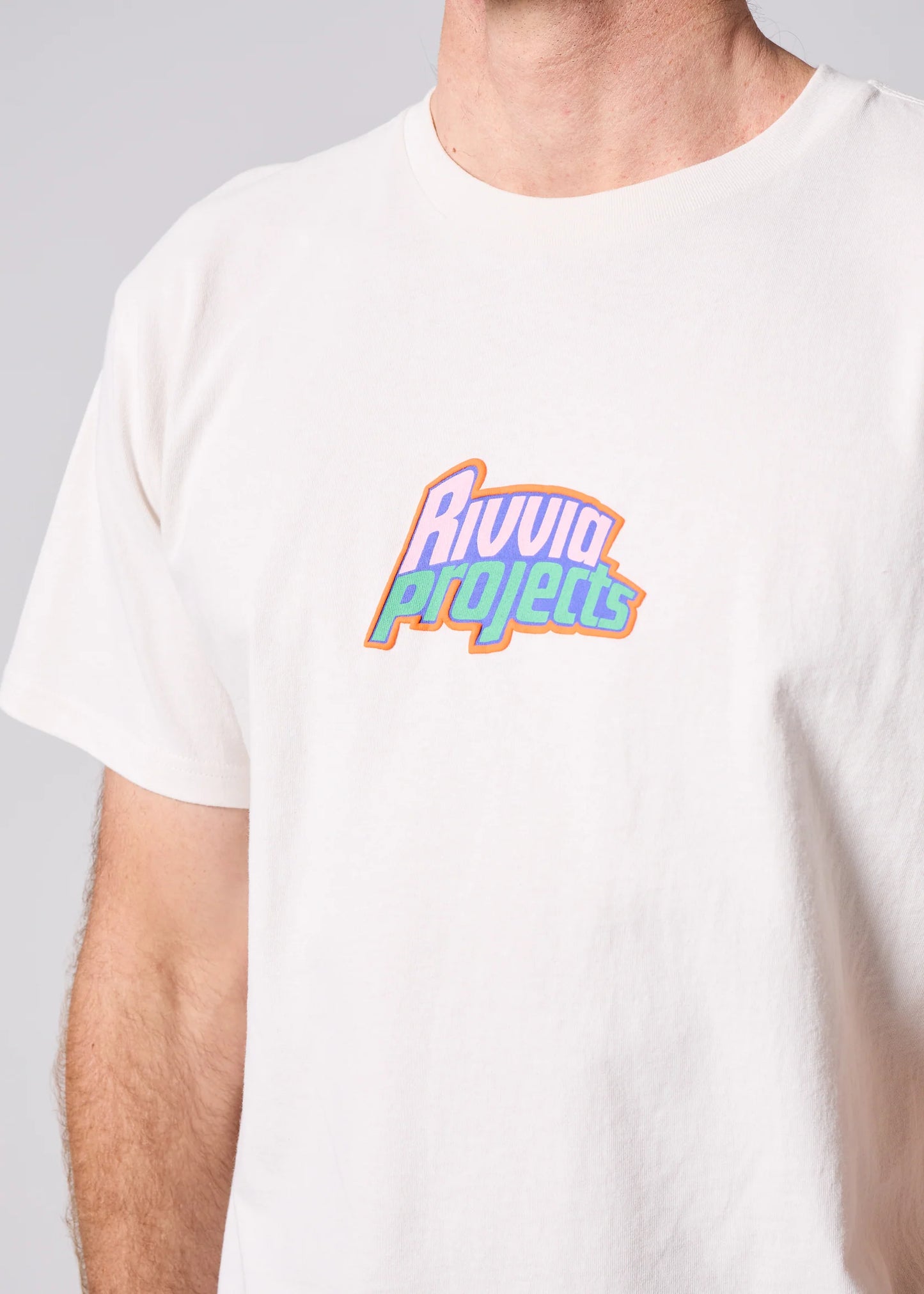 RIVVIA PULSE T-SHIRT: BONE - essential surf and skate