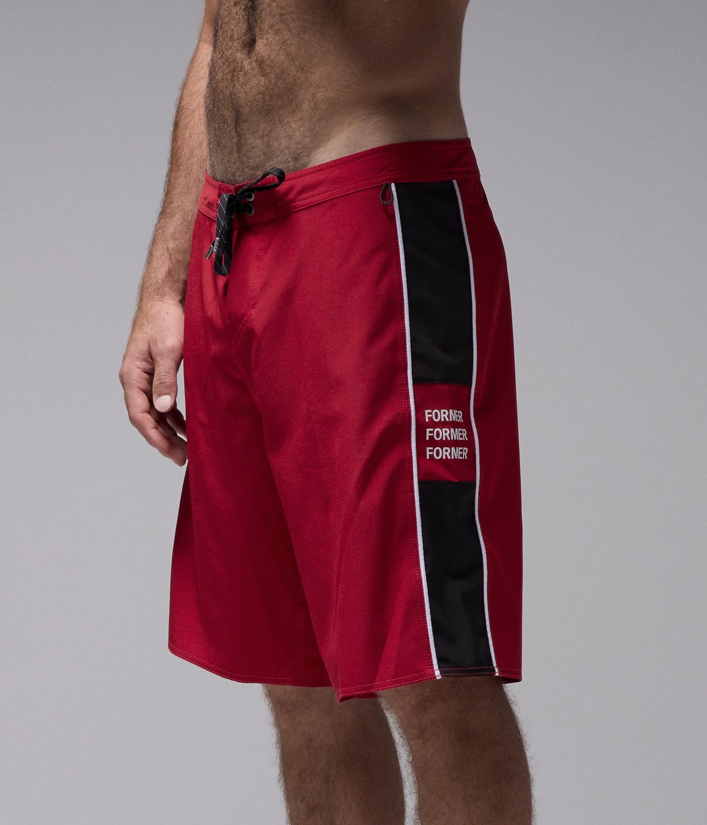 FORMER SYSTEM ECLIPSE 20" TRUNK // RED - essential surf and skate