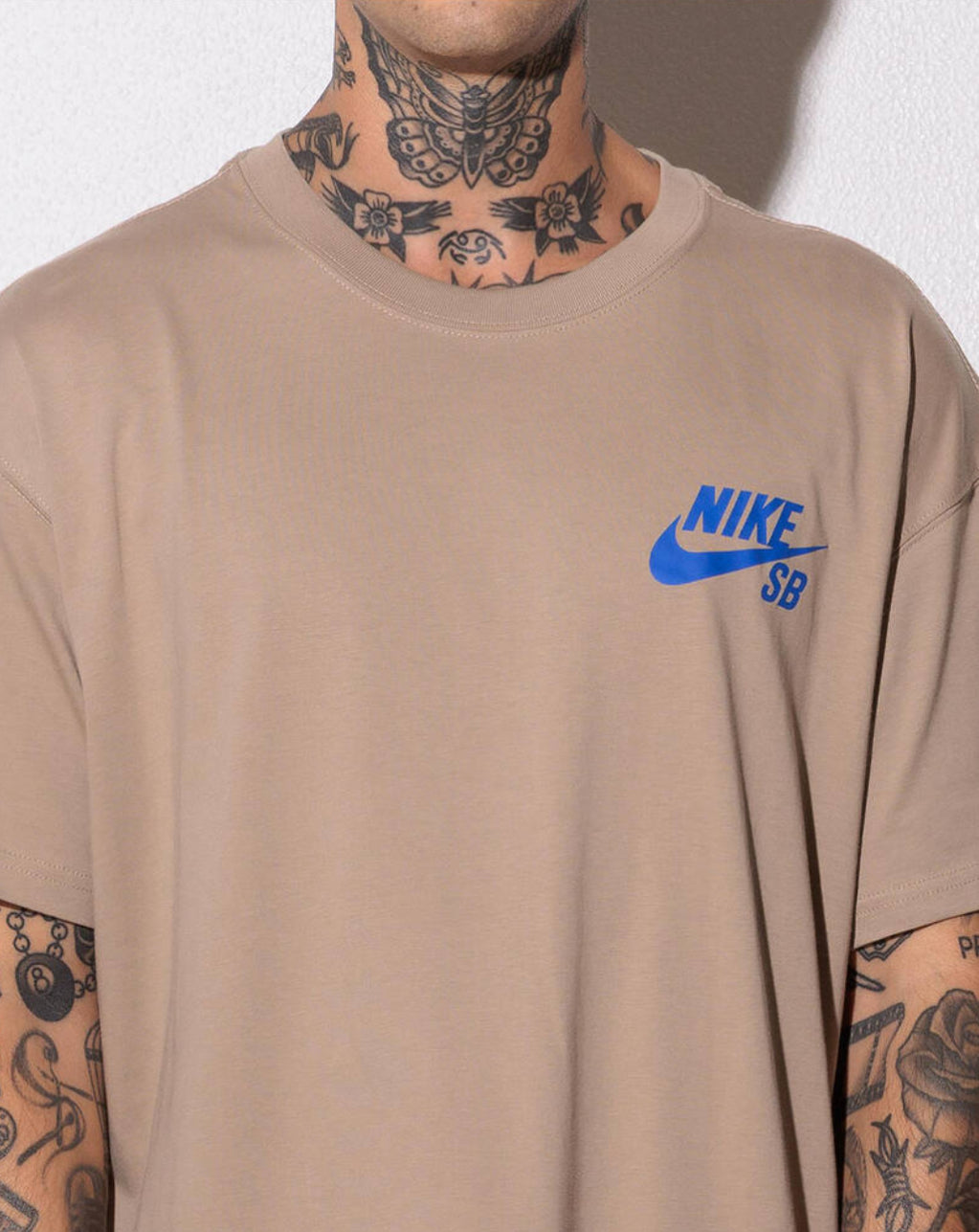 Nike SB: Logo Skate T-Shirt - essential surf and skate