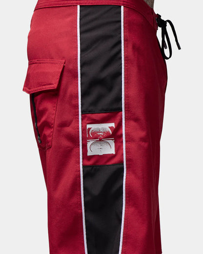 FORMER SYSTEM ECLIPSE 20" TRUNK // RED - essential surf and skate