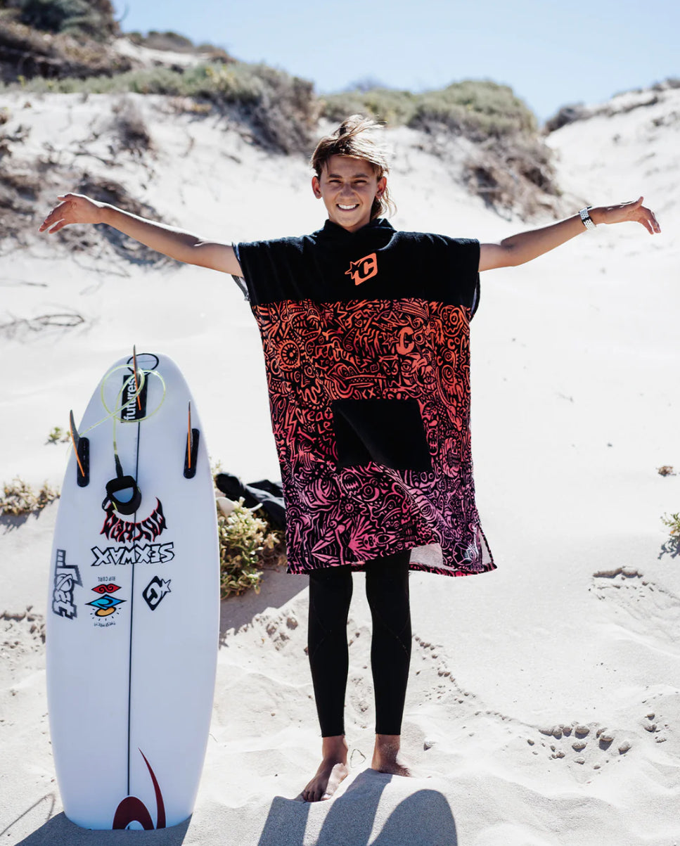 CREATURES OF LEISURE GROM PONCHO