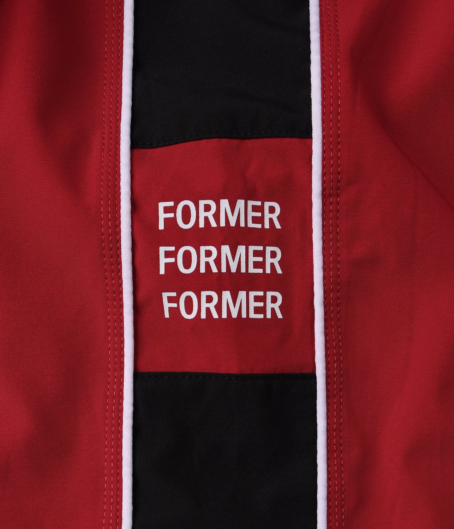FORMER SYSTEM ECLIPSE 20" TRUNK // RED - essential surf and skate