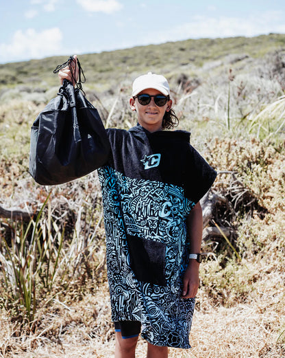 CREATURES OF LEISURE GROM PONCHO