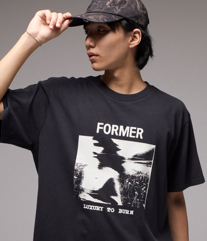 FORMER SHUNNING T-SHIRT // WASHED BLACK - essential surf and skate