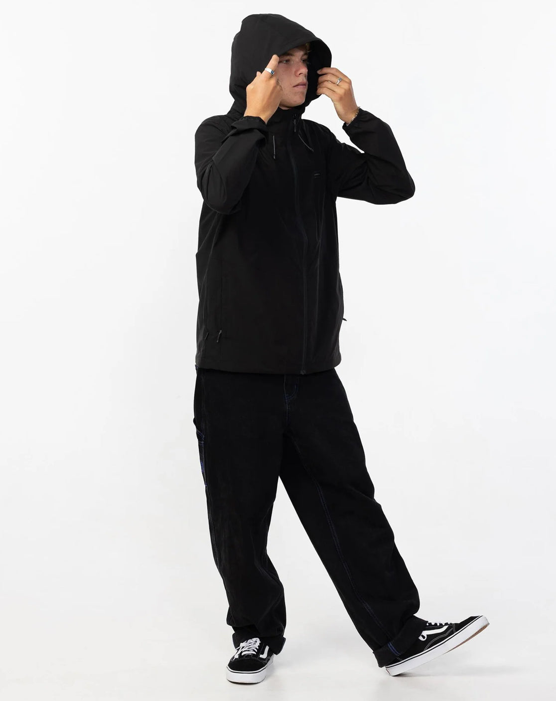 O’NEILL MEN'S TRVLR WINDBREAKER STRETCH JACKET - BLACK - essential surf and skate