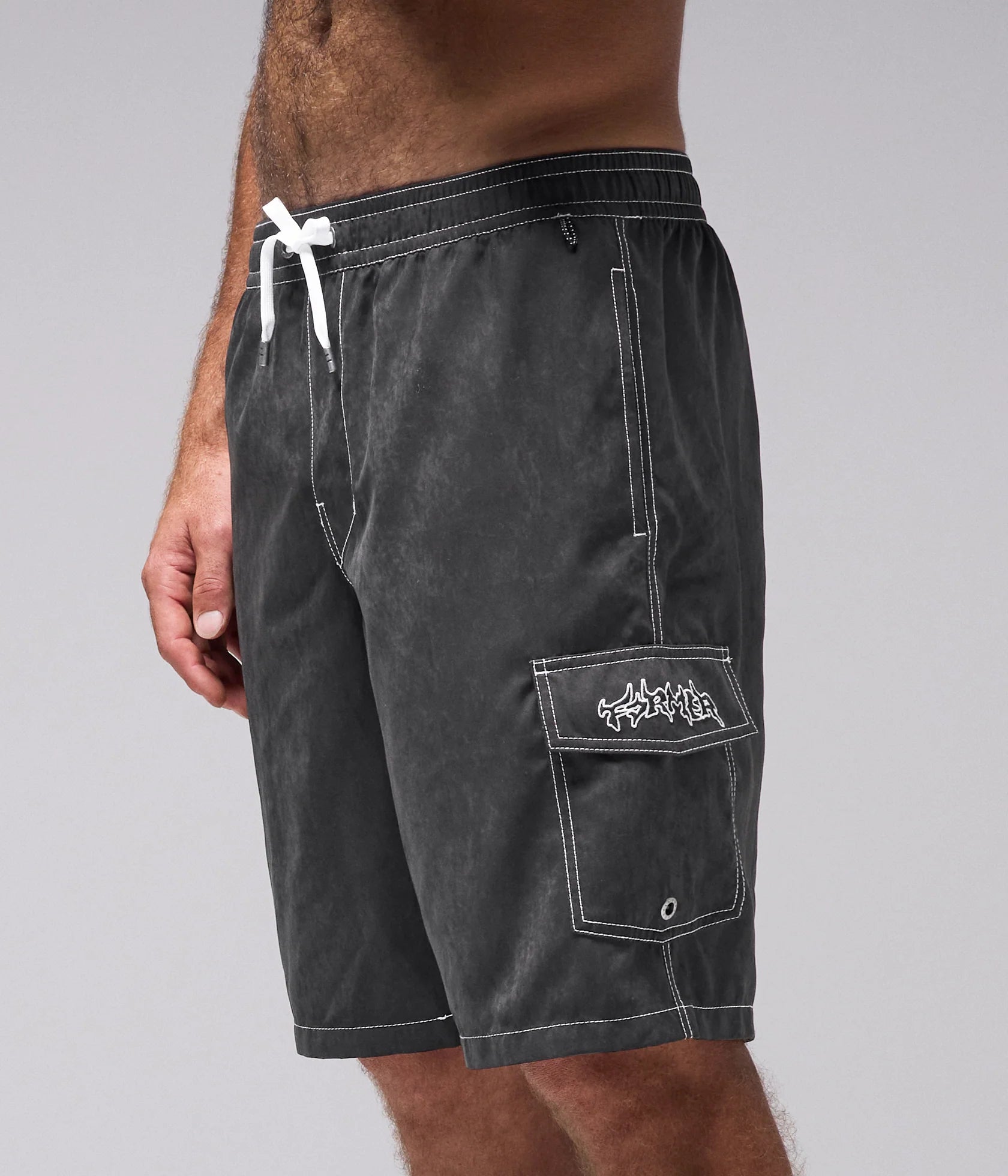 FORMER SWANS CARGO 21" SWIM TRUNK // BLACK EMBROID - essential surf and skate