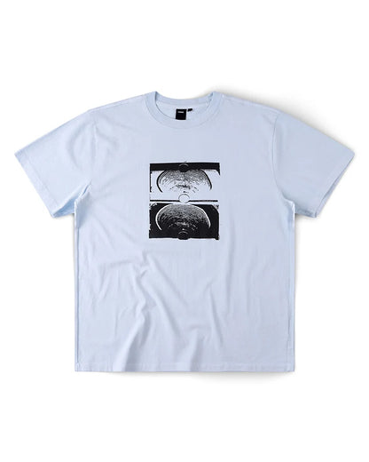 FORMER CRUX OVERDYE T-SHIRT // WASHED SKY