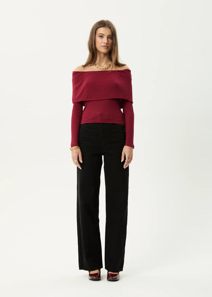 AFENDS BECKETT - BAMBOO OFF-SHOULDER LONG SLEEVE TOP
Bamboo Off-Shoulder Long Sleeve Top