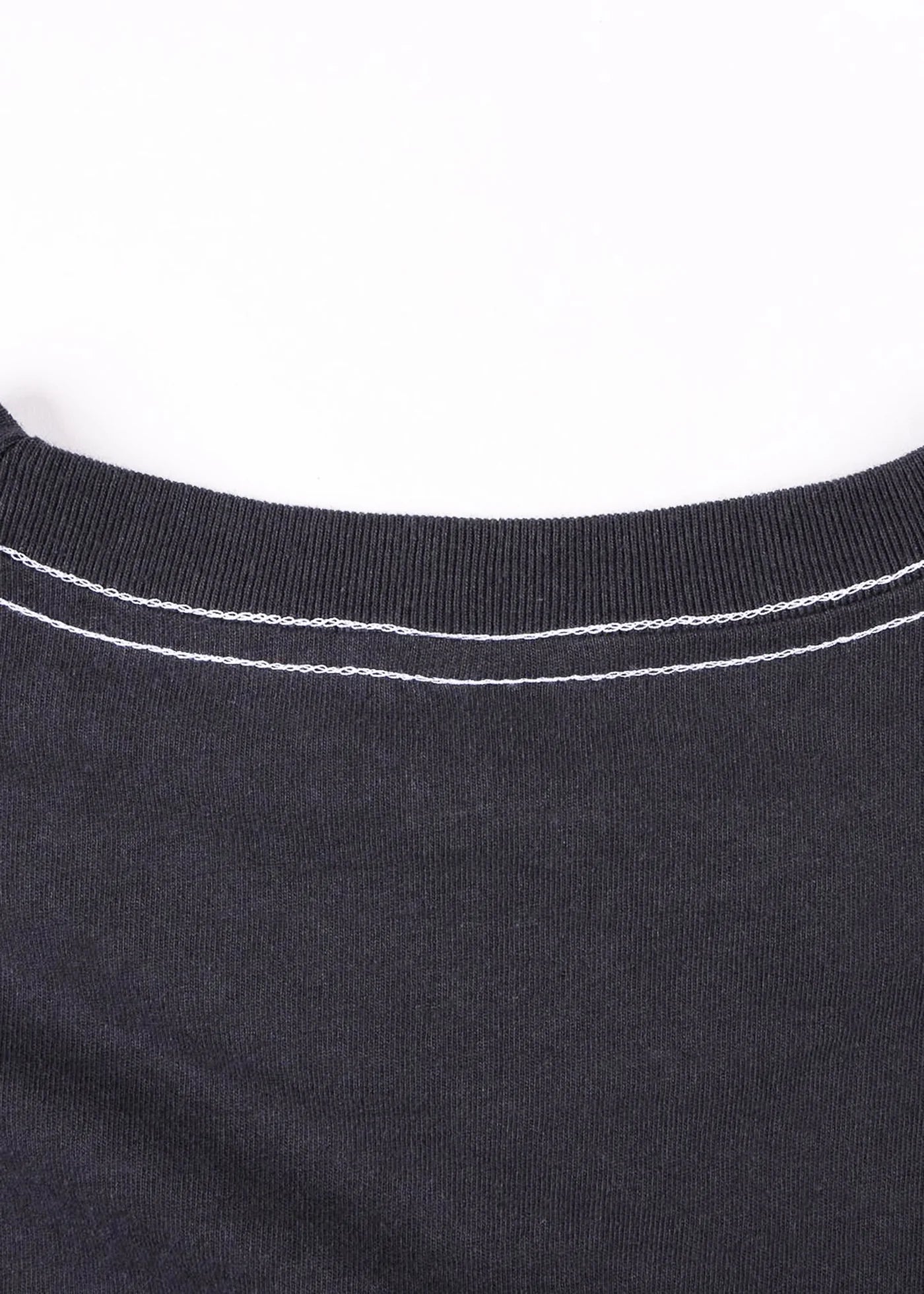 RIVVIA GRID T-SHIRT - essential surf and skate