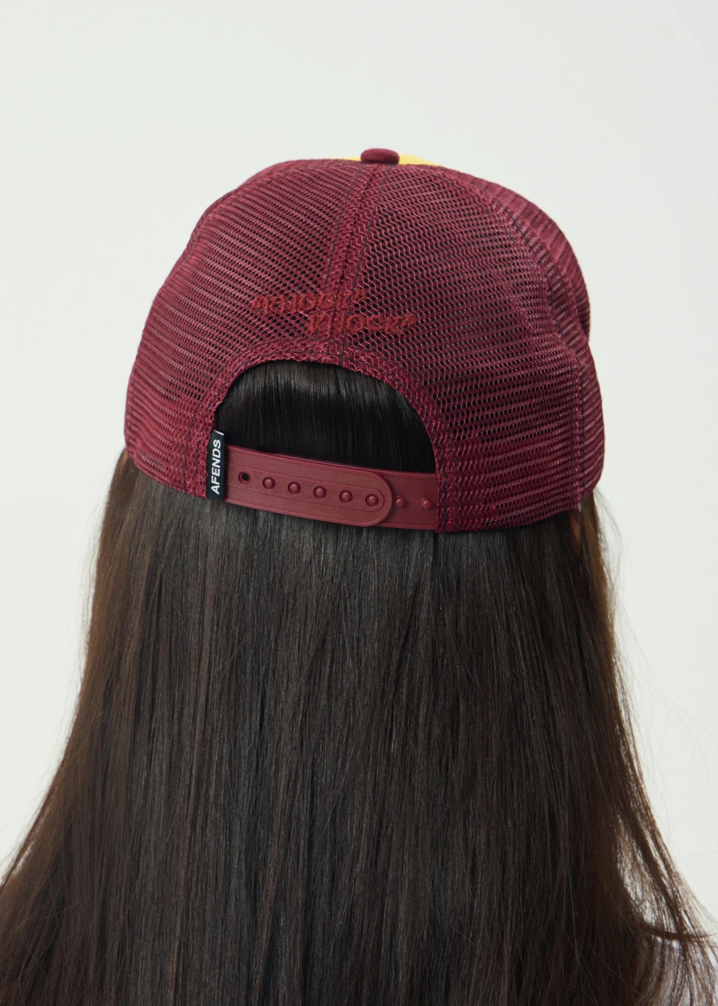 AFENDS KNOCK KNOCK - TRUCKER CAP