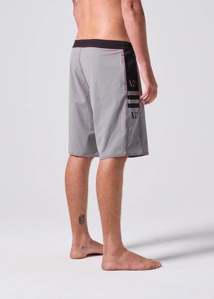 RIVVIA DISCLOSURE 20" TRUNK : GREY - essential surf and skate