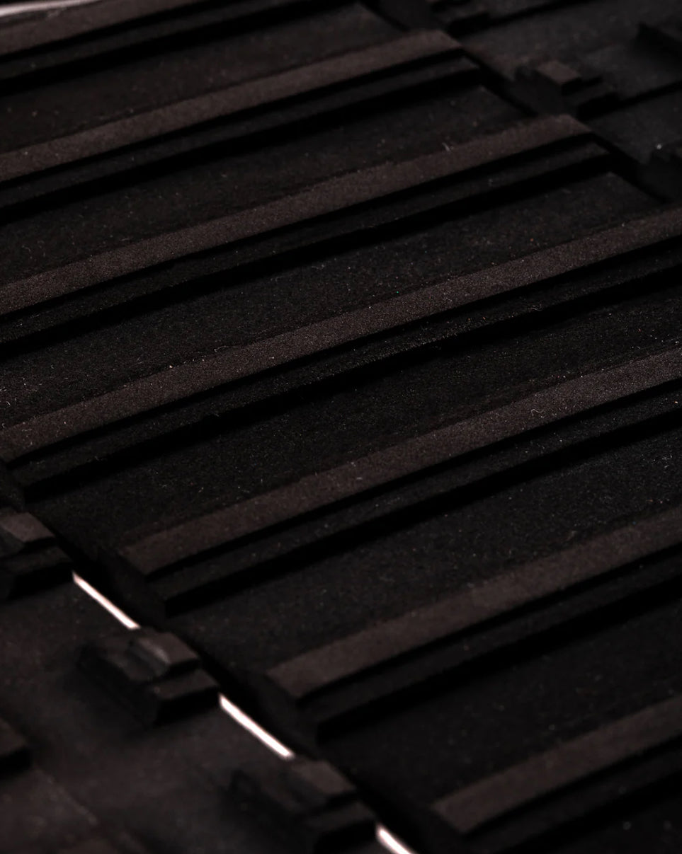 CREATURES OF LEISURE RELIANCE FOIL COMPLETE DECK TRACTION