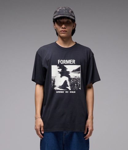 FORMER SHUNNING T-SHIRT // WASHED BLACK - essential surf and skate