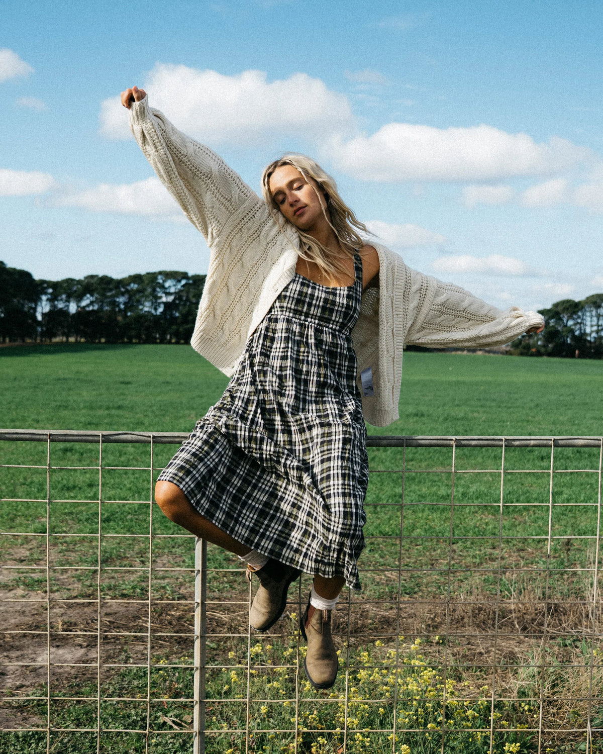 Billabong Womens Wonders Midi Dress - essential surf and skate