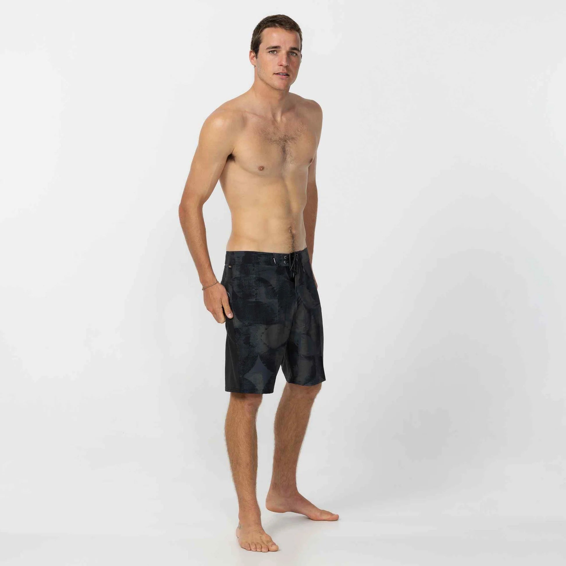 O’NEILL HYPERFREAK TECH TRVLR ENDURO 19" BOARDSHORT - ARMY - essential surf and skate