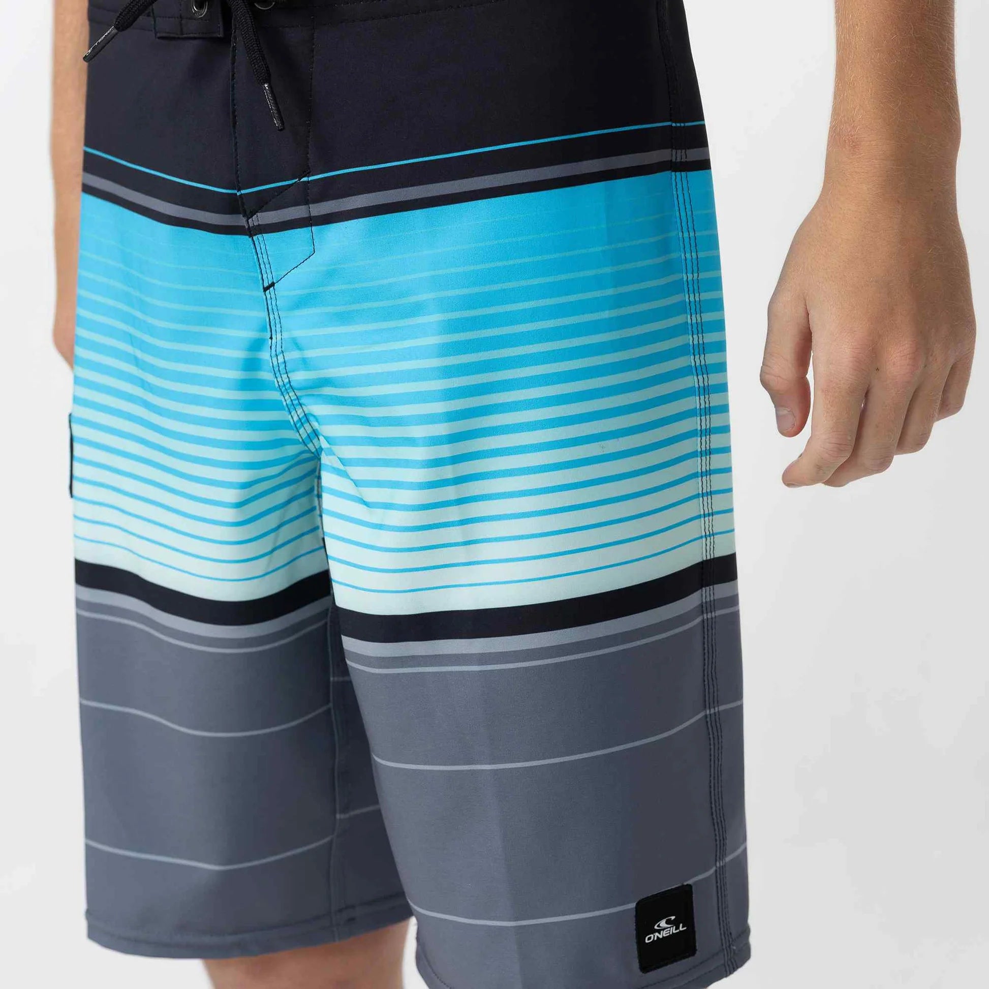 O’NEILL BOY'S LENNOX STRIPE 18 BOARDSHORTS - BLACK - essential surf and skate