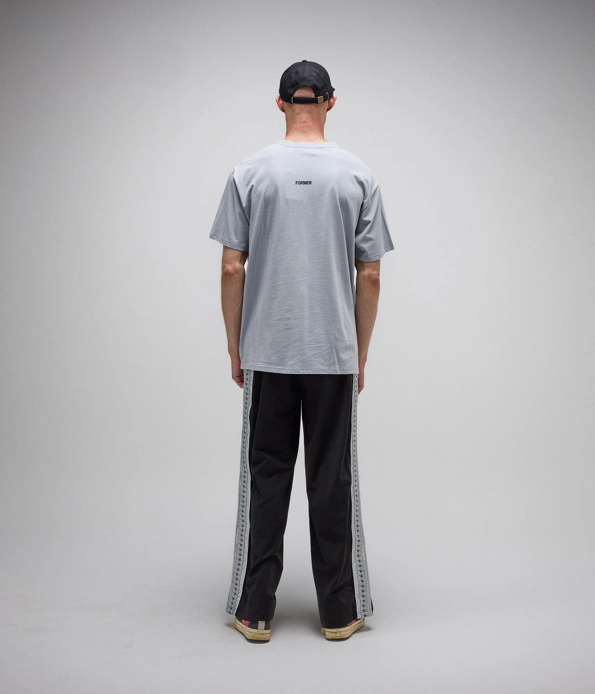 FORMER CRUX OVERDYE T-SHIRT // WASHED SKY