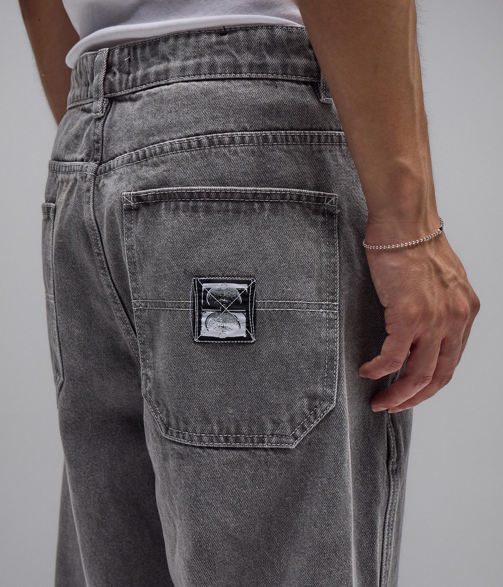 FORMER DISTEND DENIM PANT // SACRIFICE WASHED GREY - essential surf and skate