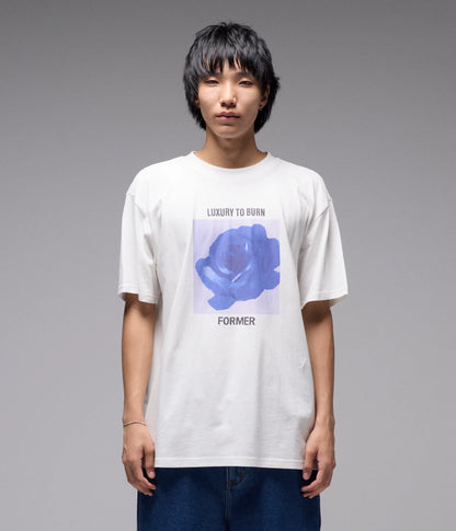 FORMER ANOTHER FLOWER T-SHIRT // OYSTER - essential surf and skate
