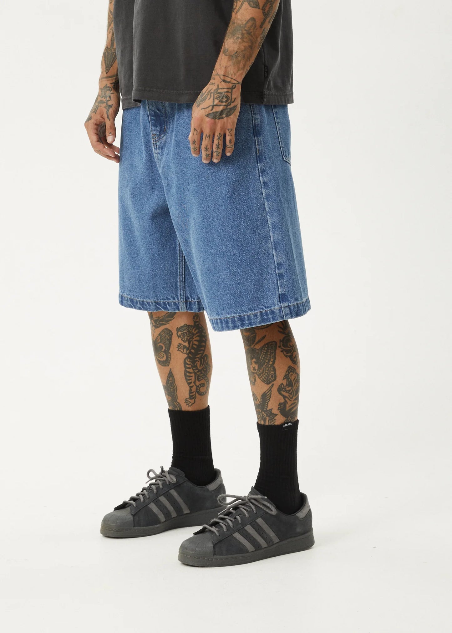 AFENDS LIL C - DENIM BAGGY SHORT 22"