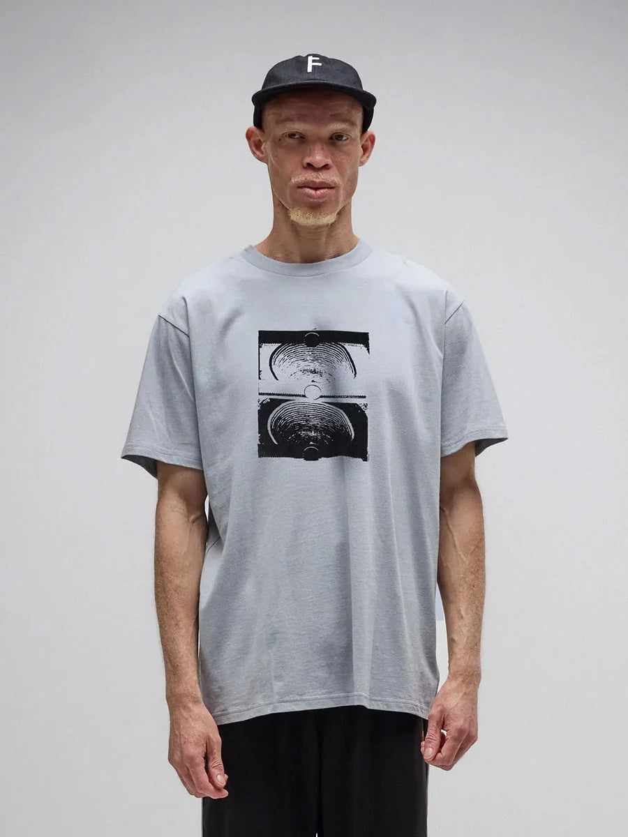 FORMER CRUX OVERDYE T-SHIRT // WASHED SKY