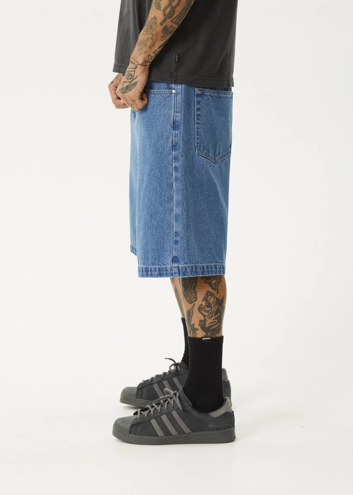 AFENDS LIL C - DENIM BAGGY SHORT 22"