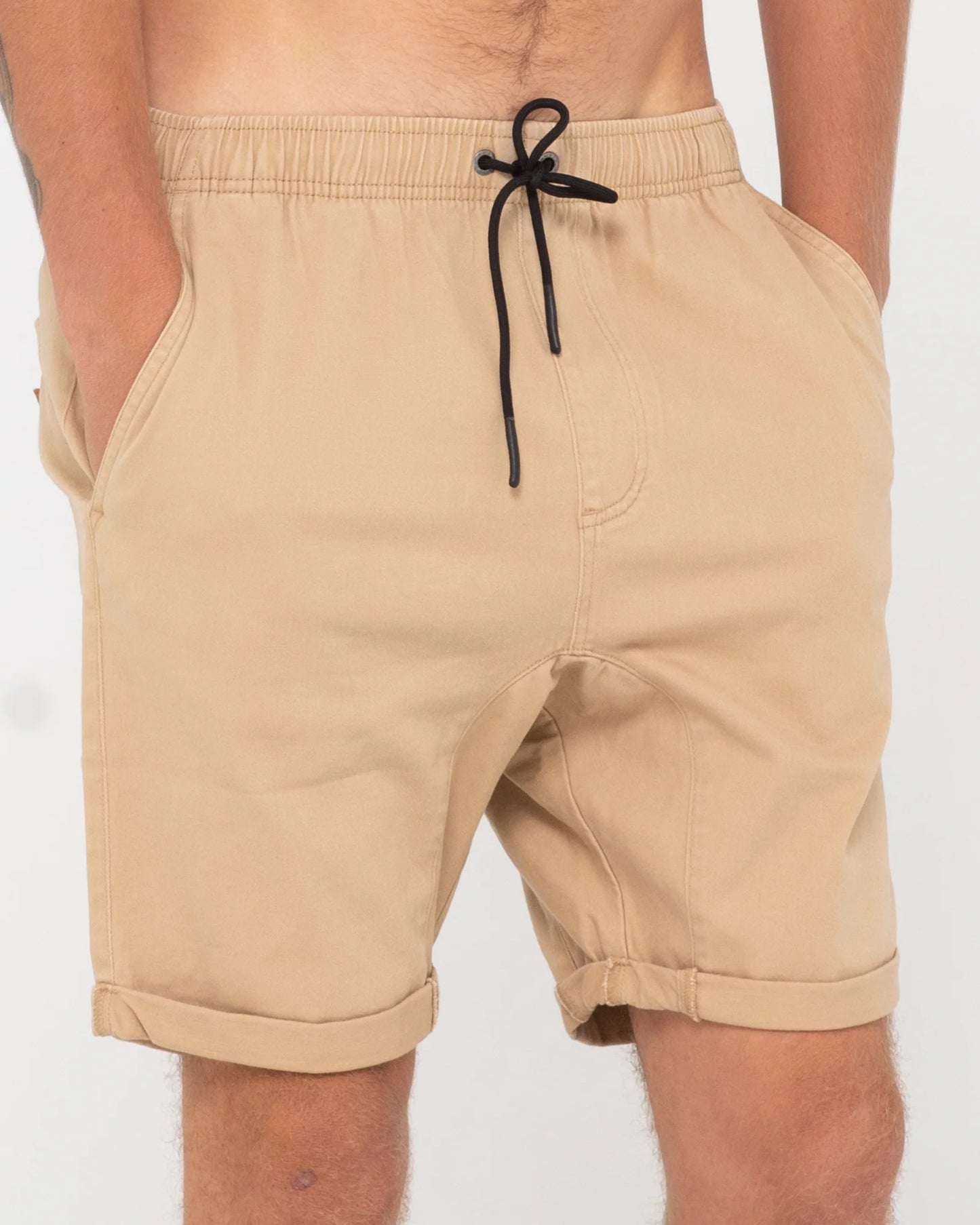 Hooked on 18 elastic short