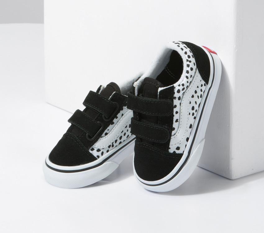 Vans old skool v black true white hotsell